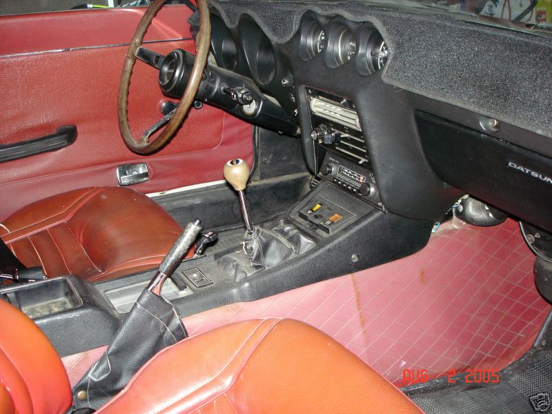 Interior_Console.jpg