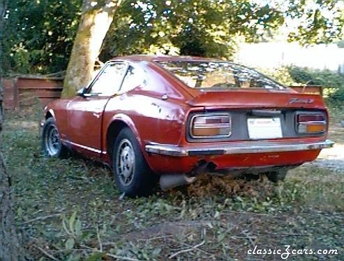 Rear quarter of Fairlady Z.