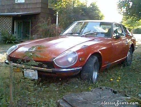 Wow, a Fairlady Z in my yard