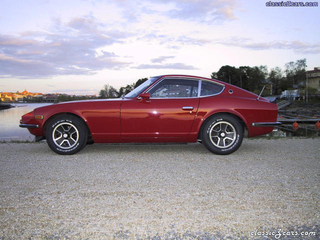 Side shot on my 73 240z