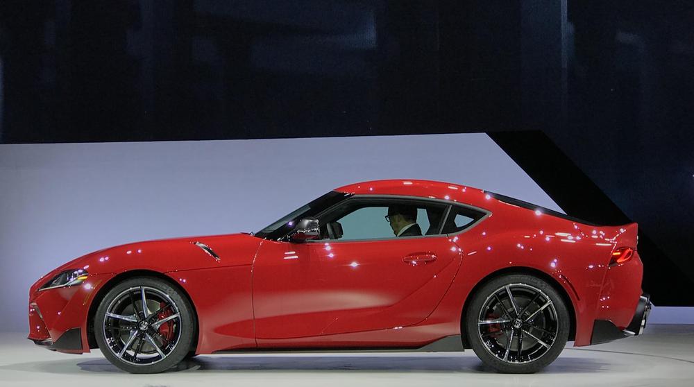 Toyota-Supra-A90-debut-Detroit-Auto-Show-01.jpg