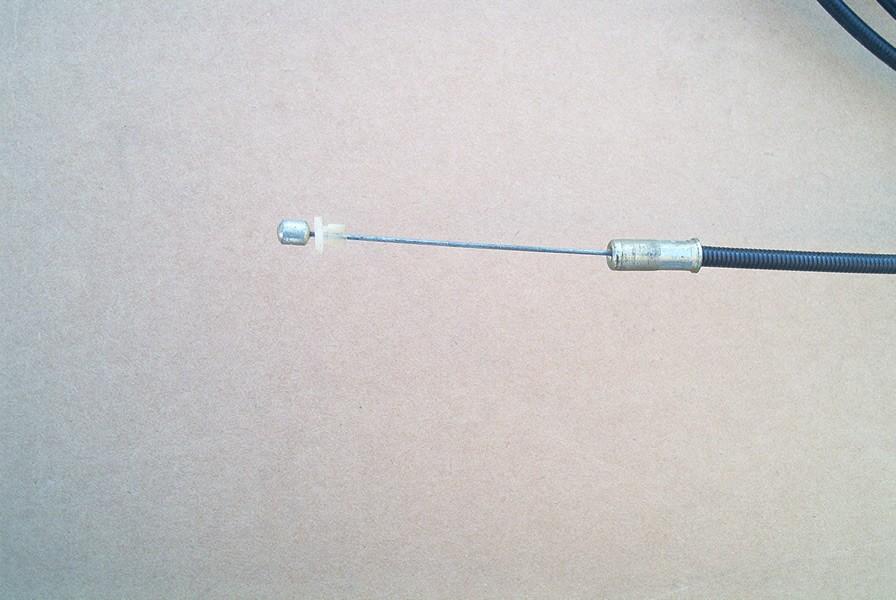 Throtte lever cable.jpg