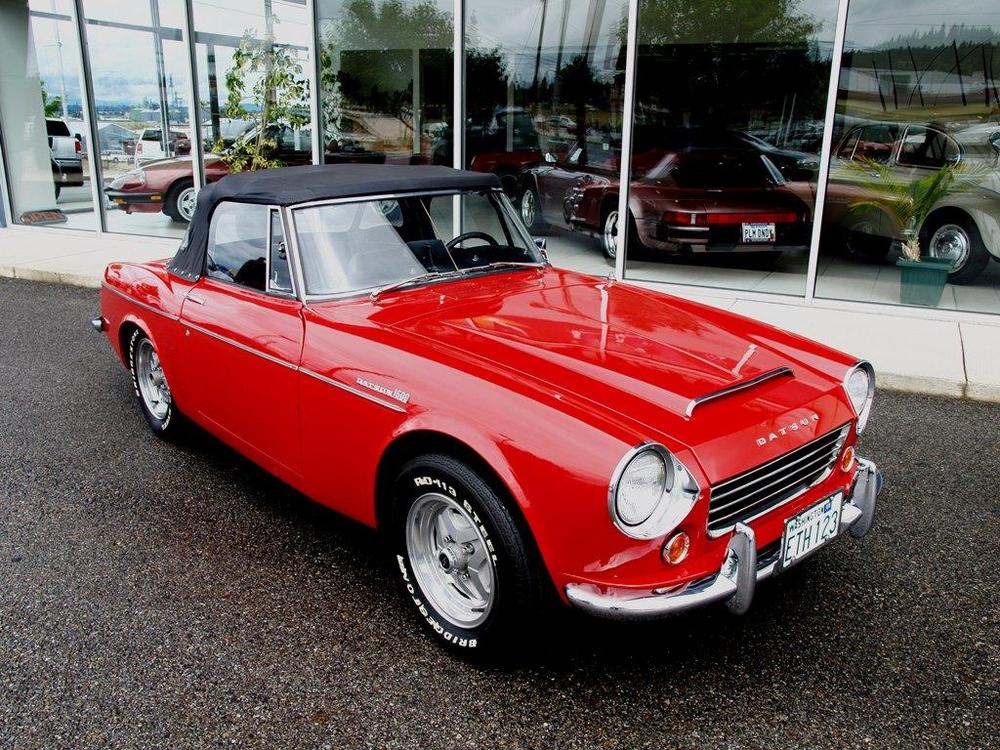 1967 Datsun 1600 Roadster 032.JPG