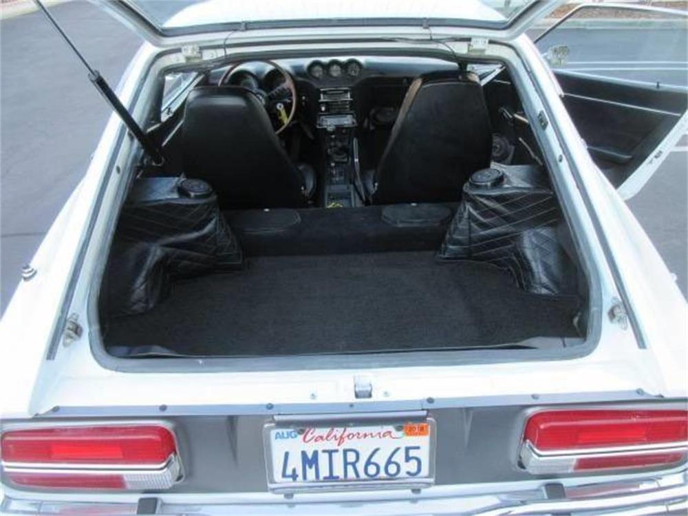 15664019-1971-datsun-240z-std.jpg