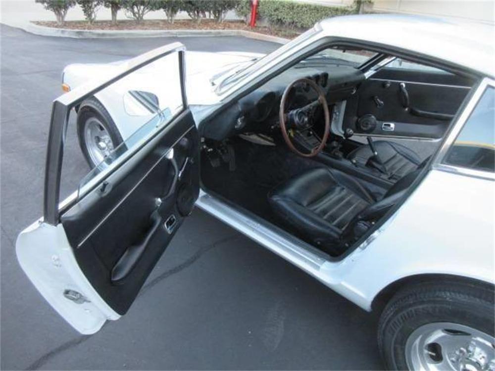 15664020-1971-datsun-240z-std.jpg