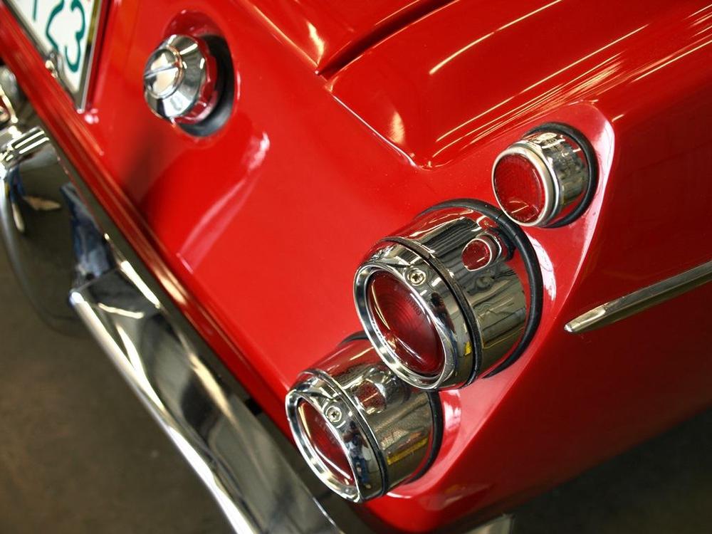 1967 Datsun 1600 Roadster 010 - Copy.JPG