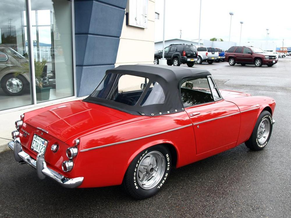 1967 Datsun 1600 Roadster 040.JPG