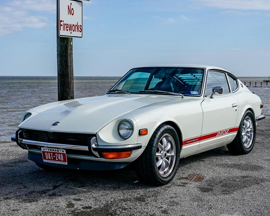 1972_datsun_240z_15532786856e7dff9f98764daDatsun240zsetshows-12.jpg