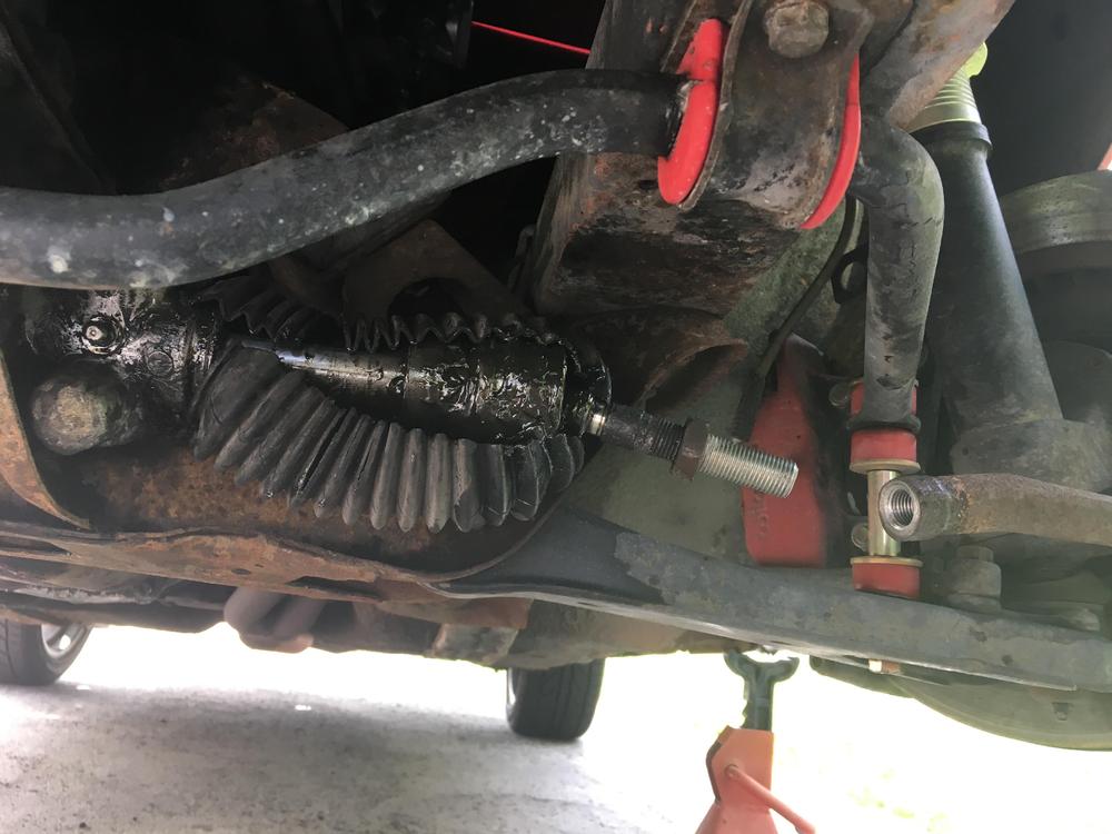 driver side tie rod removed.jpg