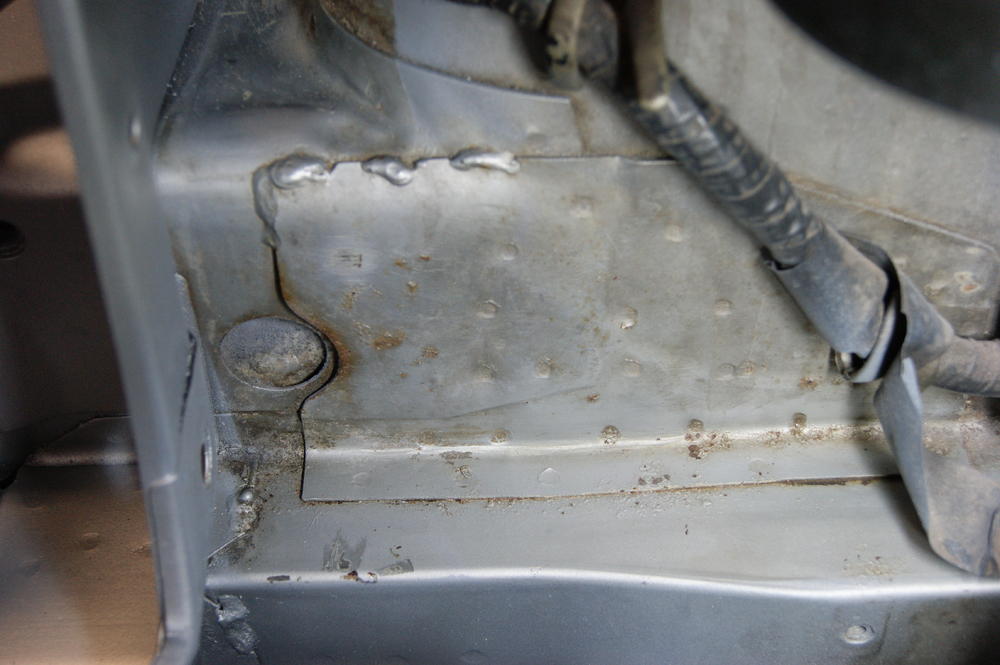 InnerFender Passenger Side.JPG