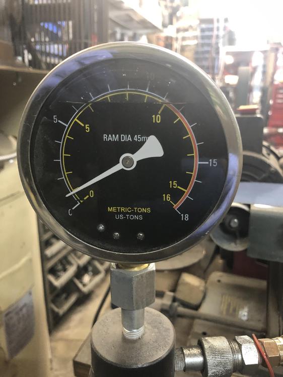 press_gauge.JPG