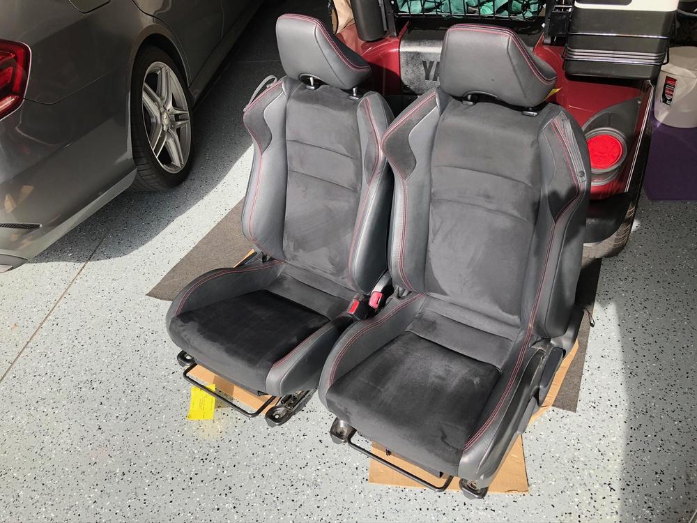 brz_seats.jpg