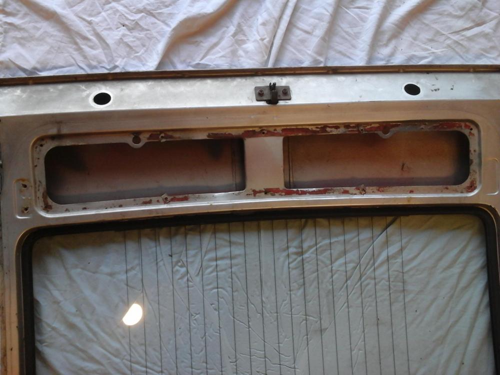 Rear hatch #2.jpg