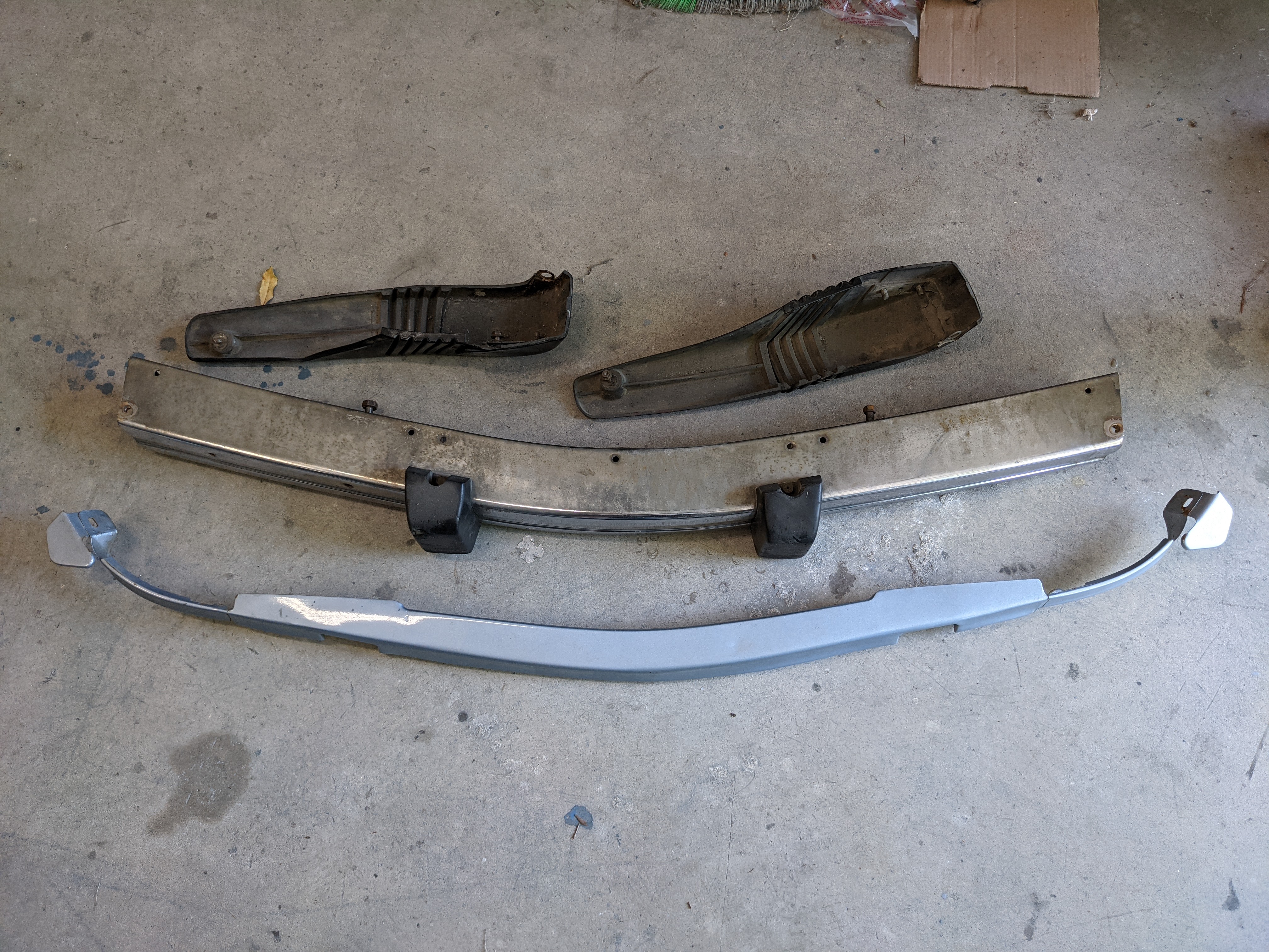 Free: 280z Bumpers