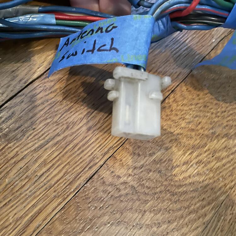 11 Power Antenna Switch.JPG