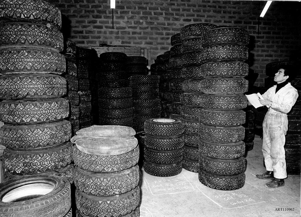 Tyres.jpg