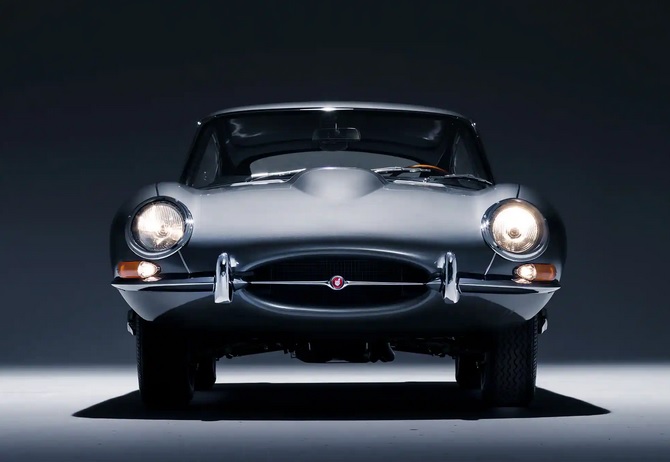 E-Type front-on.jpg